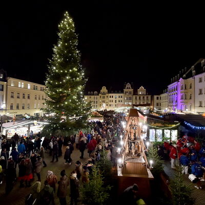 Bild vergrößern: Plauener Weihnachtsmarkt 2018