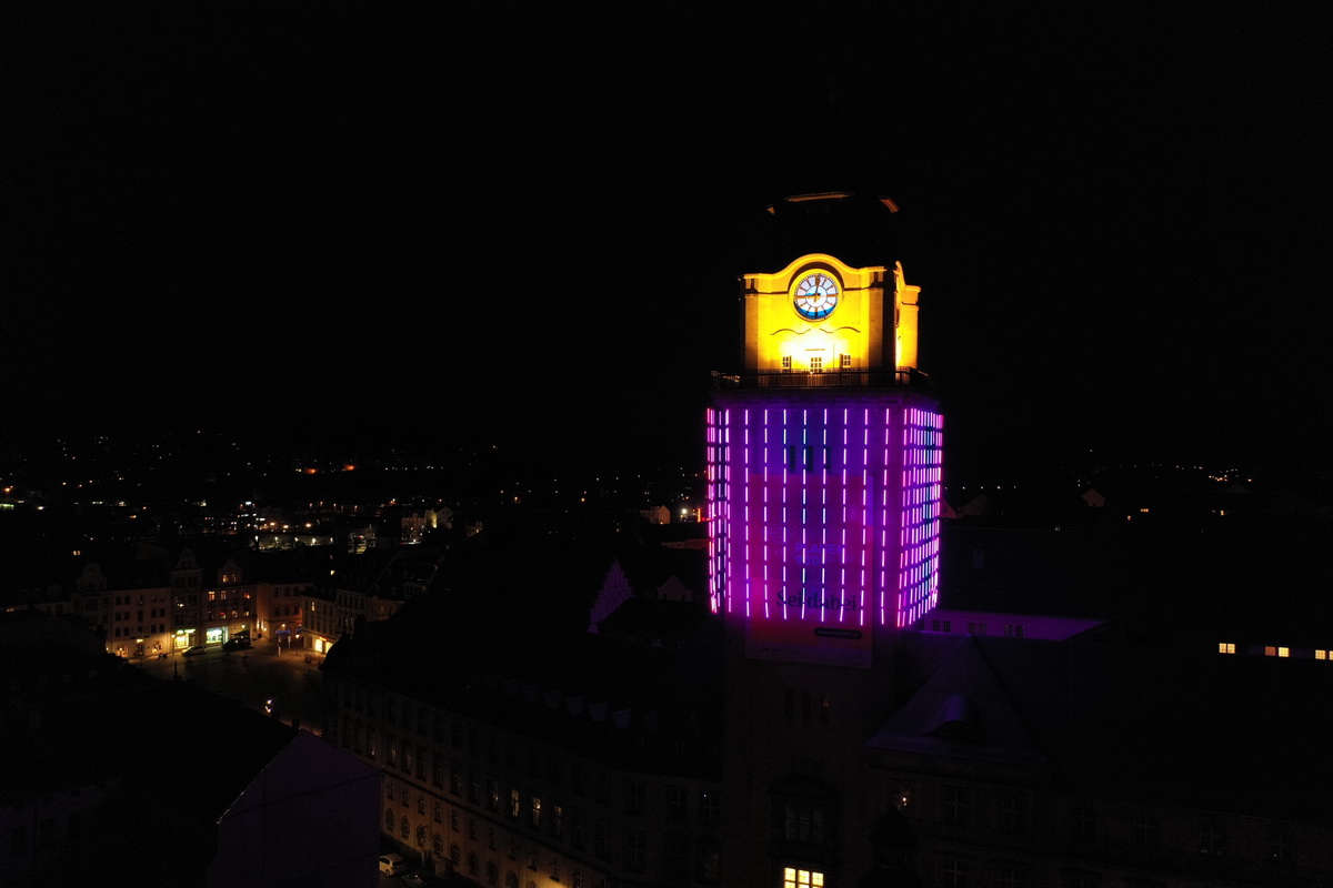 Bild vergrößern: Lasershow  am Rathausturm - Plauen900